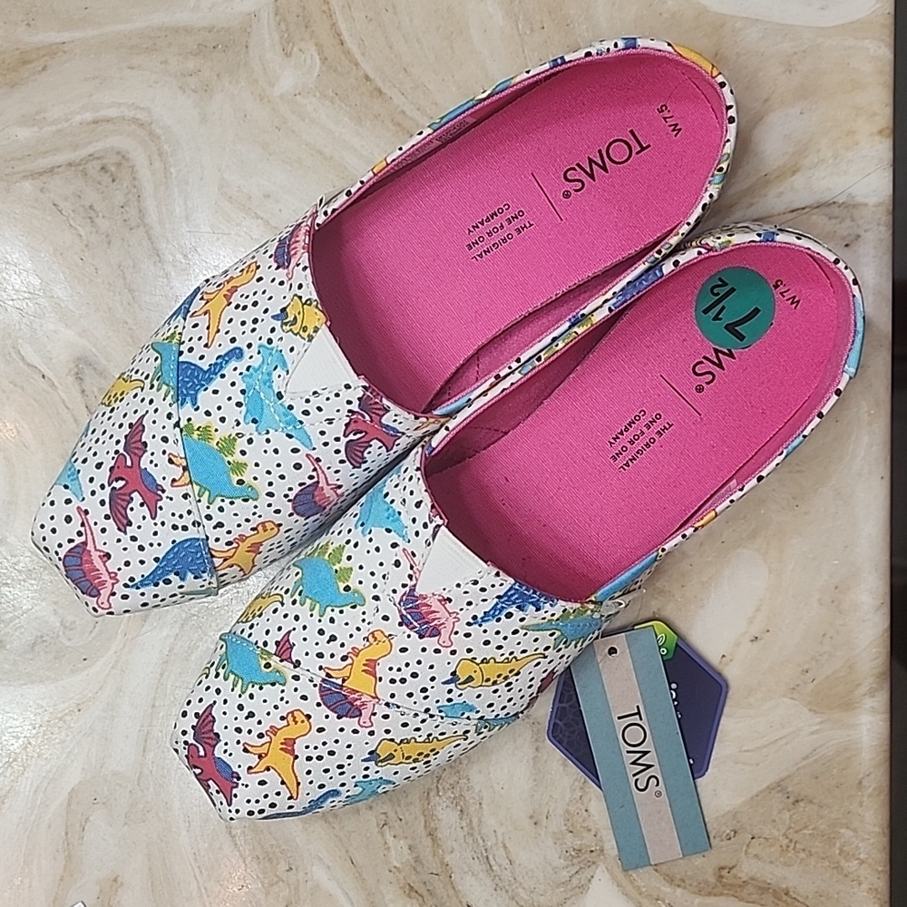 Toms